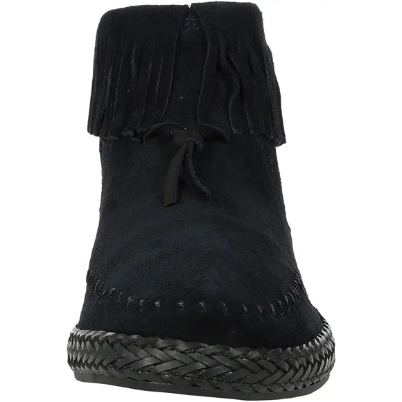 NWT UGG Size 9.5 Kennadi 🖤 Black Suede - Picture 8 of 11